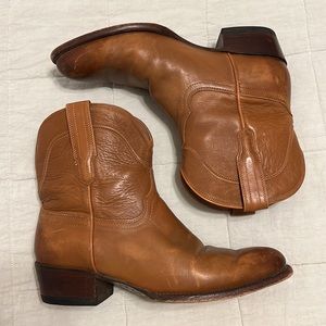 Size 10.5 Tecovas “The Penny” Cowboy boot. Caramel Color
